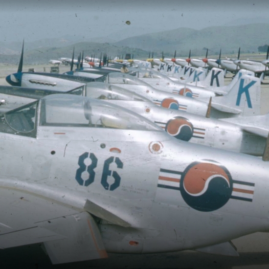 출격 대기중인 전투기