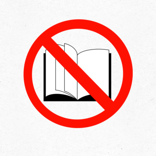 스타벅스 매장 직원의 자리 정돈 안내 장면