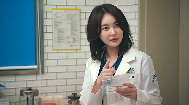 디즈니 플러스 강대강 정은경 역을 맡은 손은서