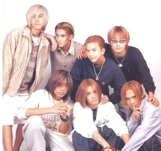 데뷔 초 클릭비의 사진, 모든 멤버들의 빛나는 외모 선보인다.