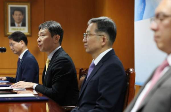 이복현 전 금감원장 업무추진비 의혹 총정리: 미슐랭 10인 식사의 진실과 정보공개 소송 결과