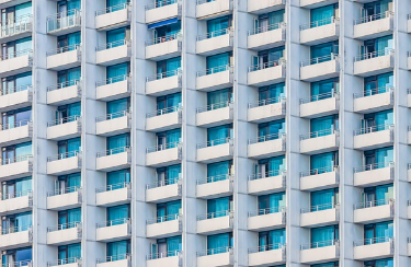 '안전자산'으로 주목받는 서울 아파트, 외지인 매입 비중 급증 1