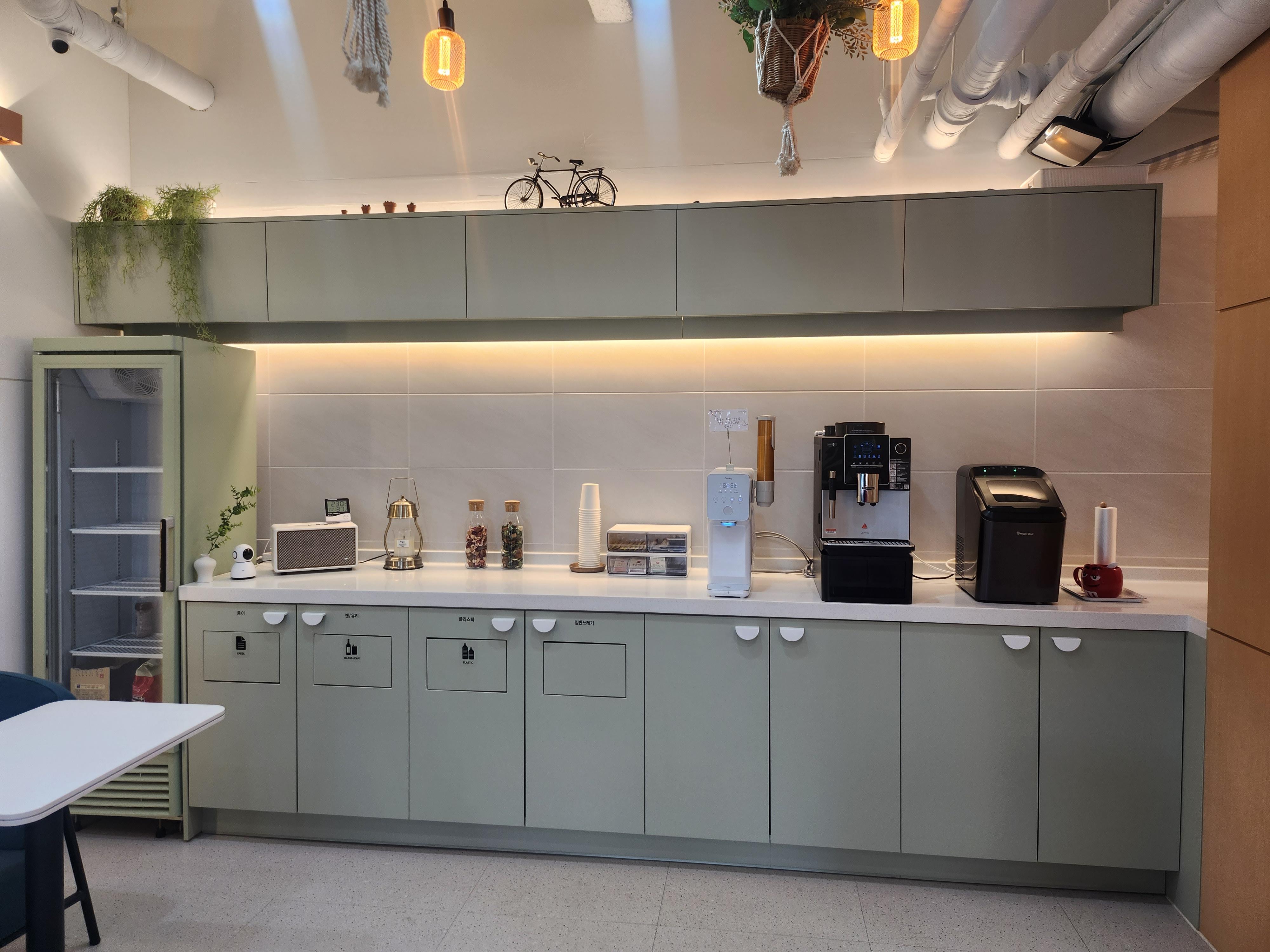 카페테리아사진