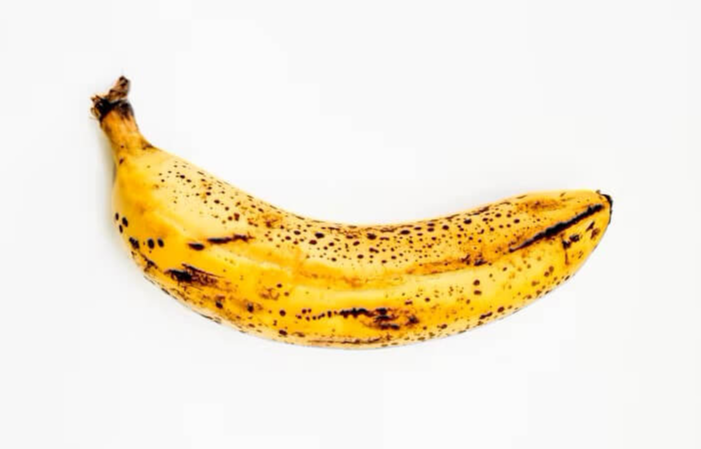 바나나 껍질 속 까만 부분, 과연 먹어도 괜찮을까? 제대로 알아보자!2