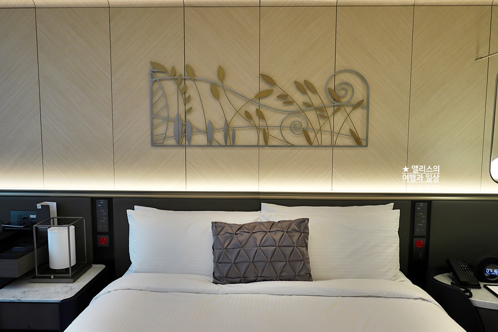페어몬트 앰배서더 서울, 페어몬트룸 (킹사이즈 베드) 후기