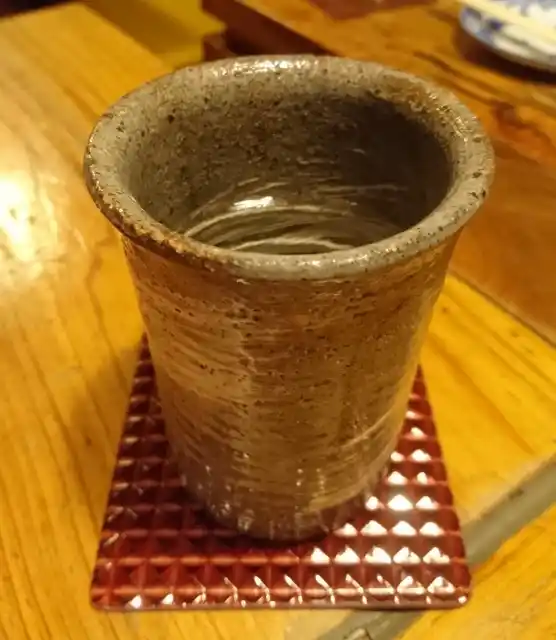 따듯한 물을 섞은 것