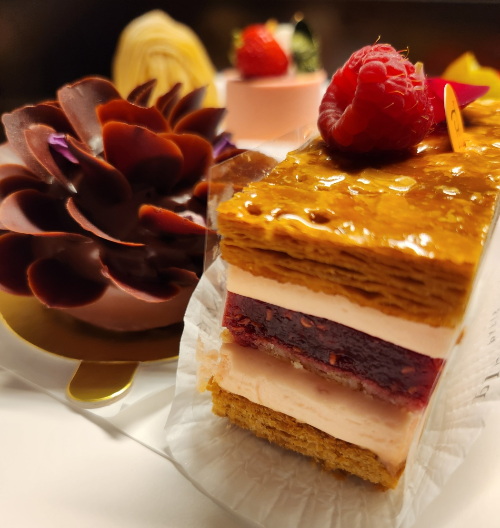 일본 도쿄여행: 오모테산도 디저트 '피에르 에르메' - 만겹 밀푀유에 빠지다