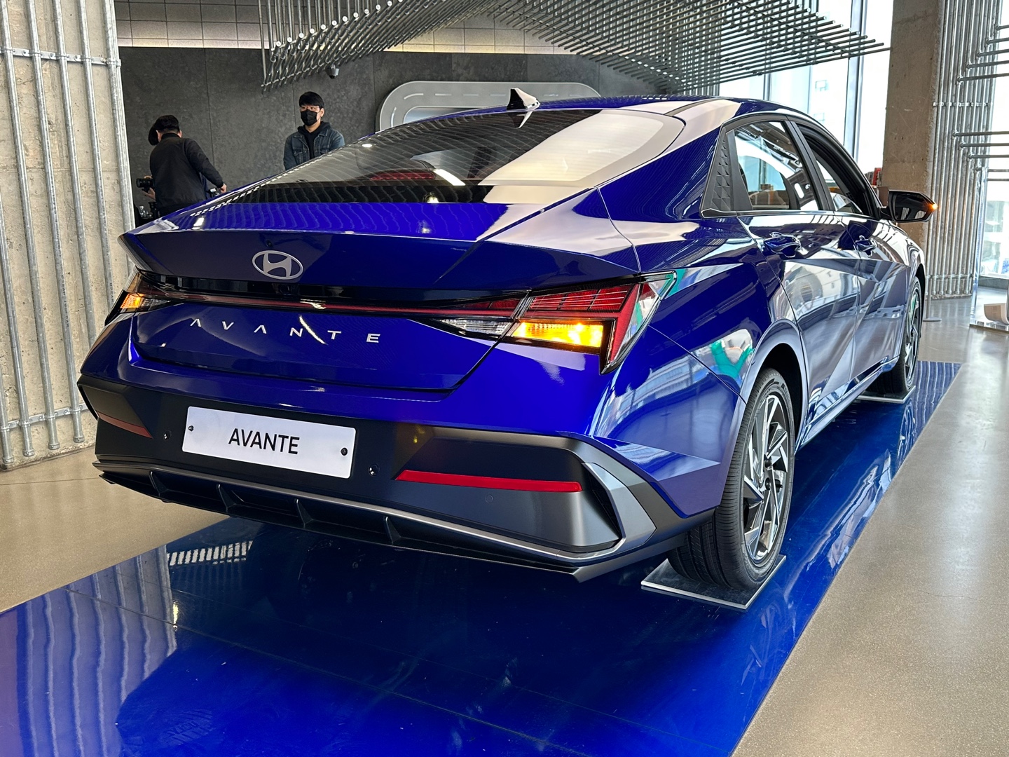 현대자동차 더 뉴 아반떼