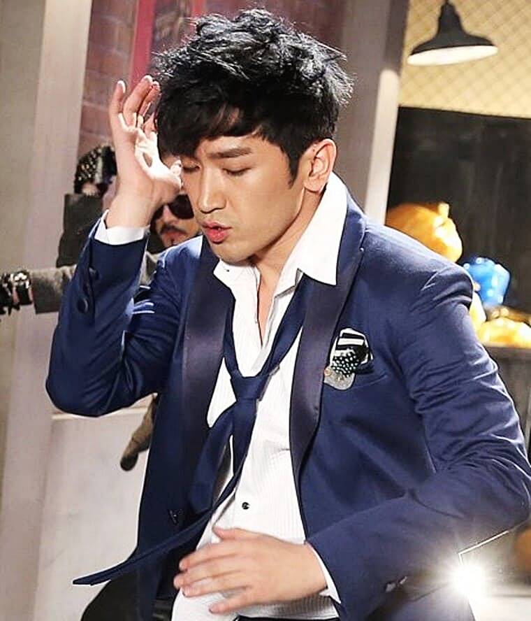 가수-이민우