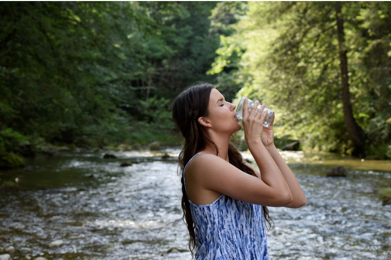 하루 물 섭취량과 건강 관리법
