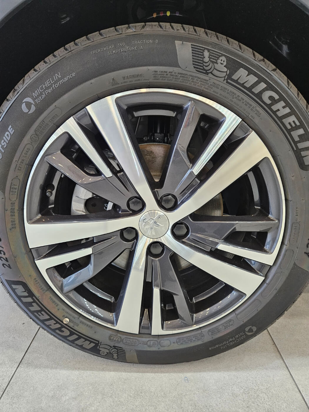 2024 푸조 5008 프렌치 에디션