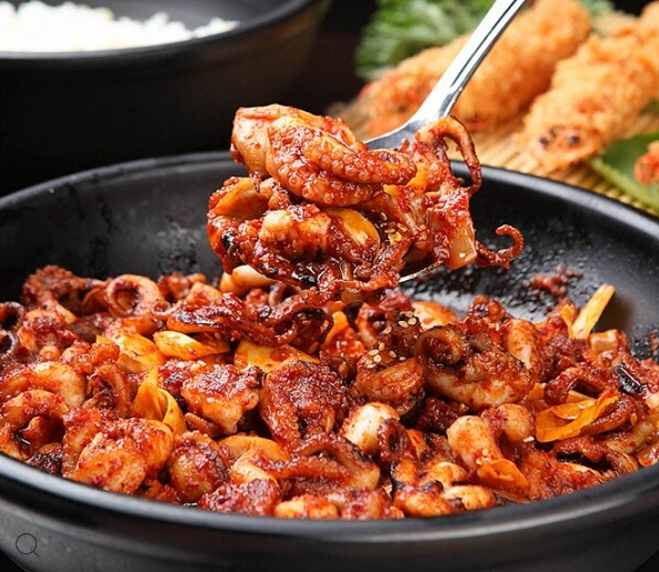 4월 제철 쭈꾸미 볶음 만드는 법 (쭈꾸미 손질, 양념 비법, 맛있게 볶는 팁)