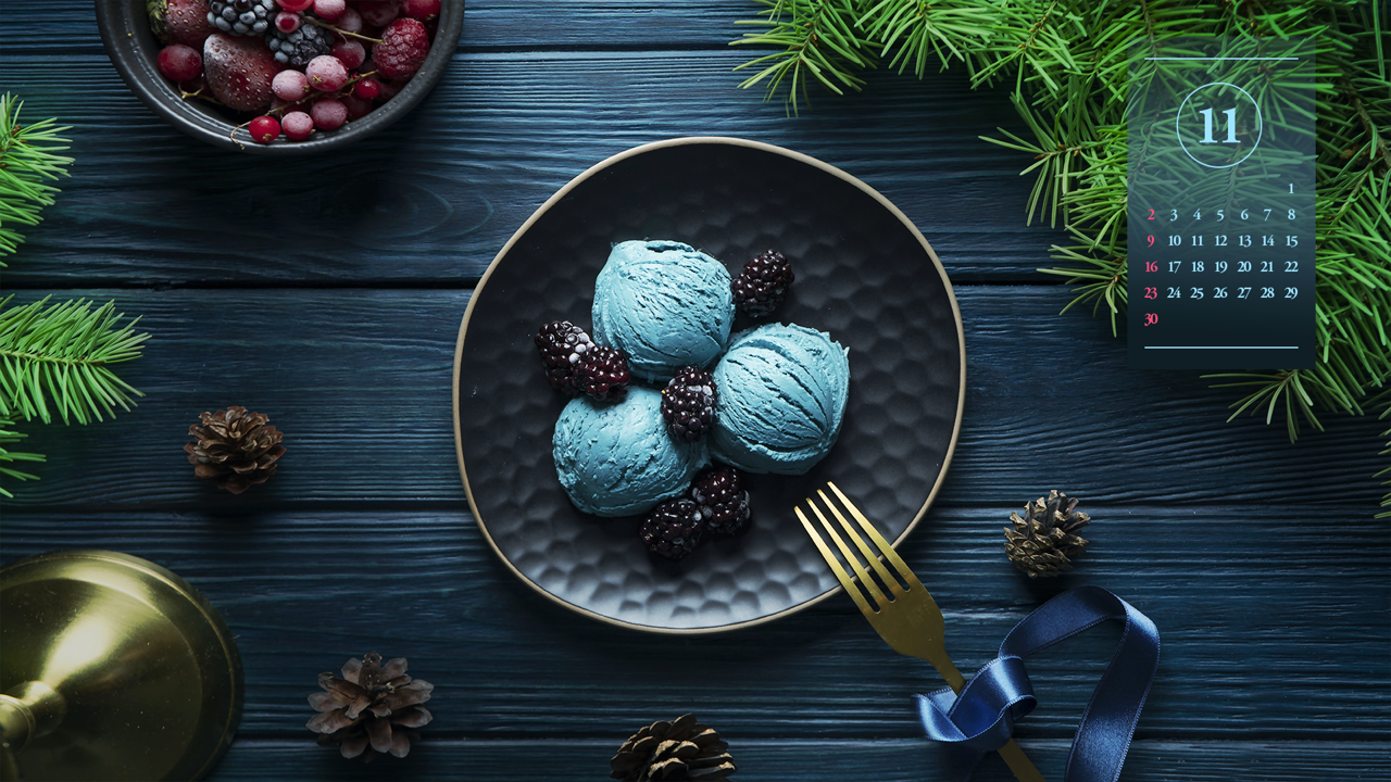 11 블랙베리와 아이스크림 A - 2025년11월 노트북배경화면