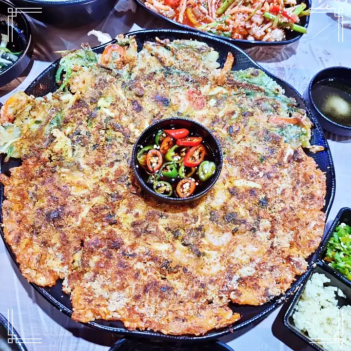 하남 미사 미사리 가게 뻘낙지 육회 탕탕이, 물회, 낙지볶음, 덮밥, 비빔밥 고수의 부엌 산낙지 낙지요리 맛집 추천