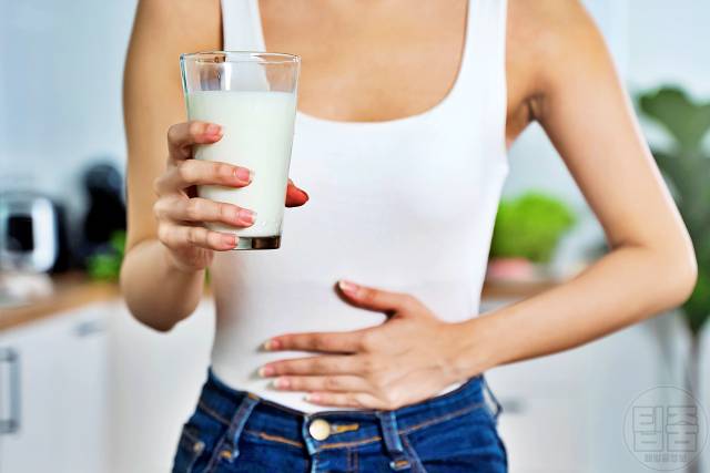 빈속에 먹으면 안좋은 음식 우유