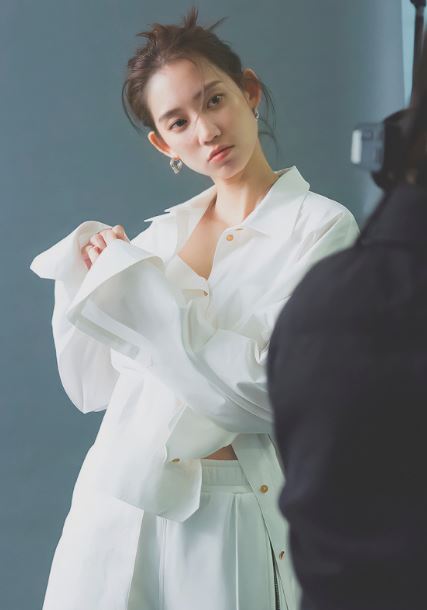 신현빈 묶은 머리