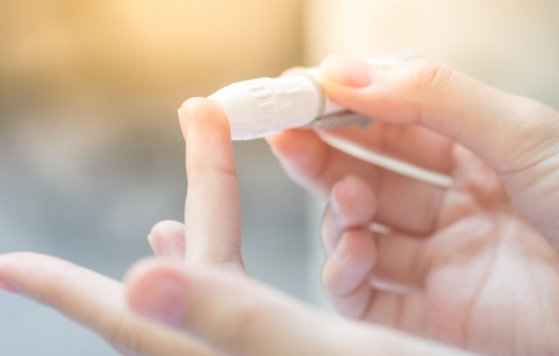 노인 당뇨병 특징 관리법 합병증 막는 식단 약 복용법