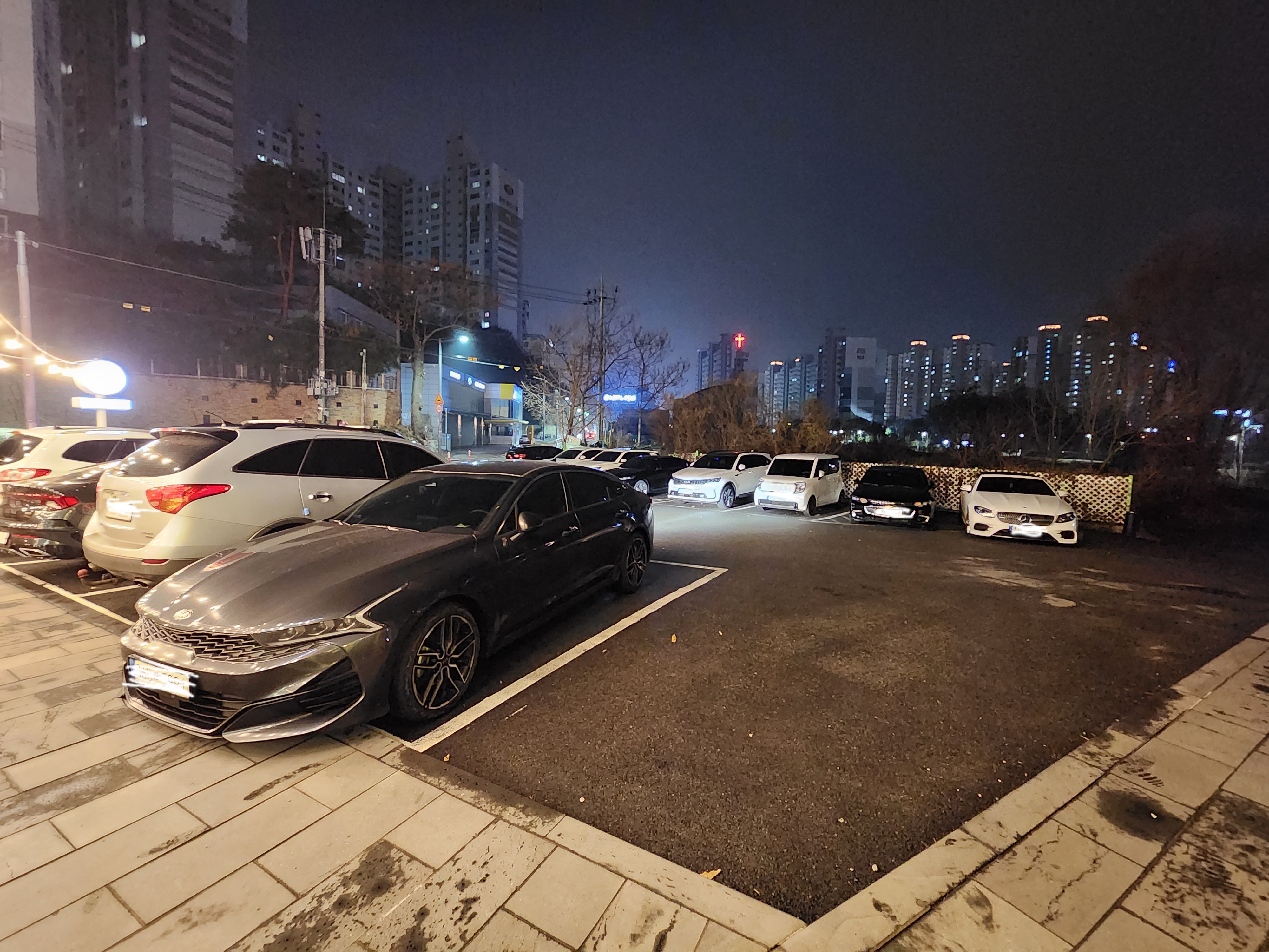 도르르 커피 주차장