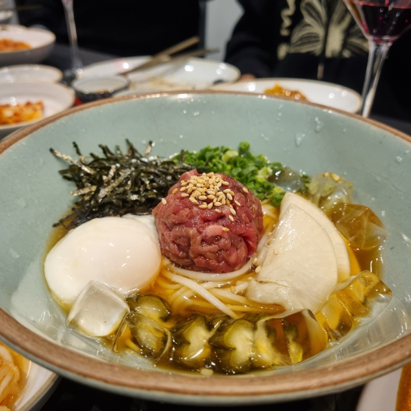 육회-올라간-냉우동