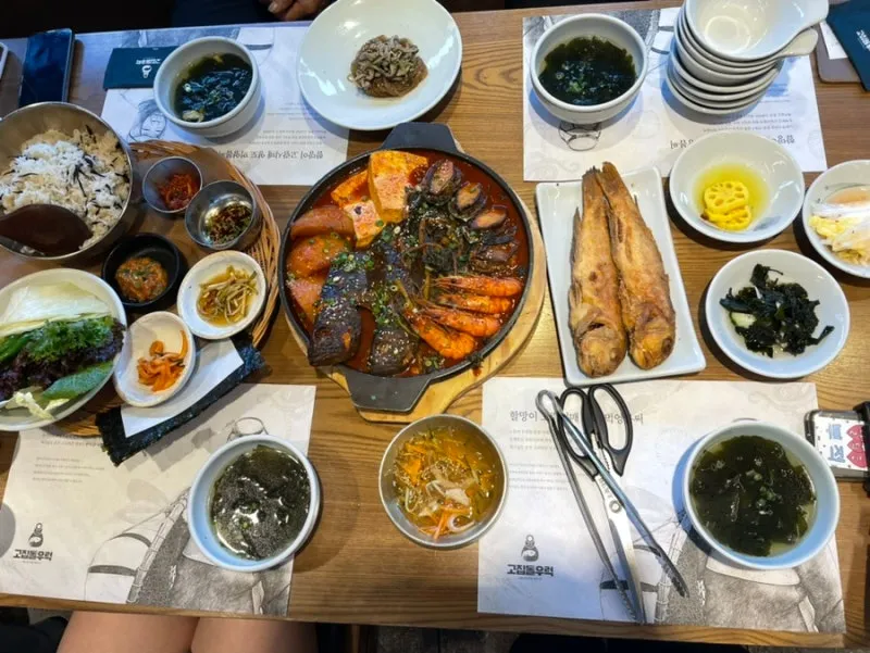 제주여행-중문관광단지-근처-기념일-특별한-날에-가기좋은-식당-｜고집돌우럭