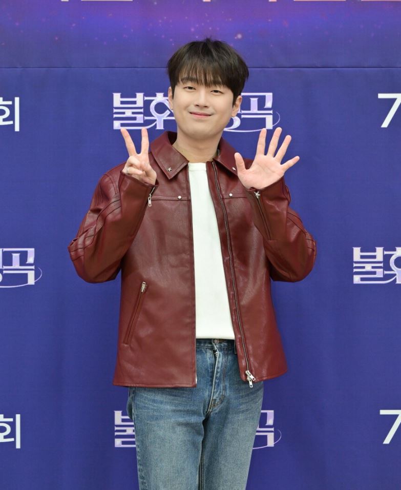 이찬원 나이 학력 키 몸무게 혈액형 가족관계 ❘ 트로트 데뷔 콘서트 인기노래