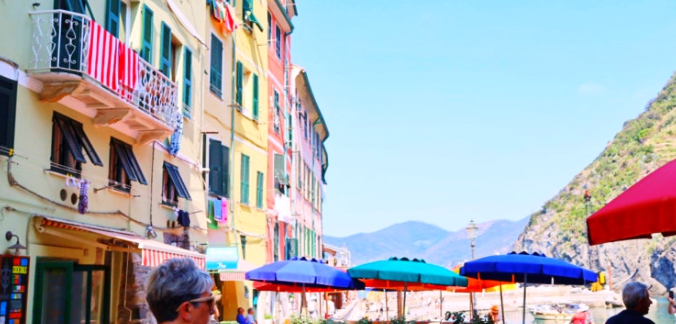 친퀘테레 거리 모습