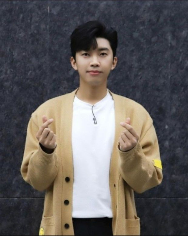 임영웅 DM 논란 진실 반려견 애완견 정치 발언 디엠 인스타