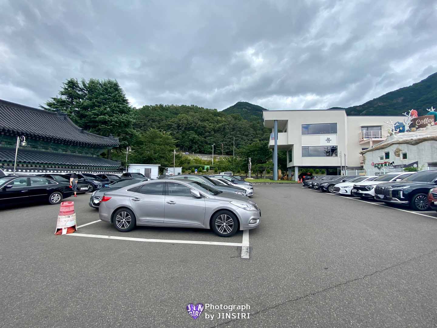 ๋๊ตฌ ๋๋ช
๋ ์์ฐ ๋ฒ ์ด์ปค๋ฆฌ ๋ธ๋ฐ์น ๋ํ์นดํ