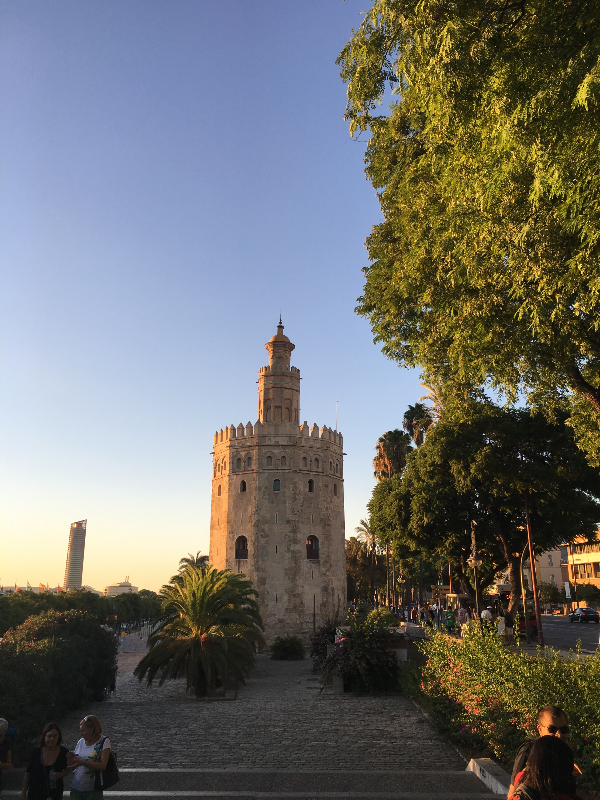 황금의탑 (Torre del Oro)