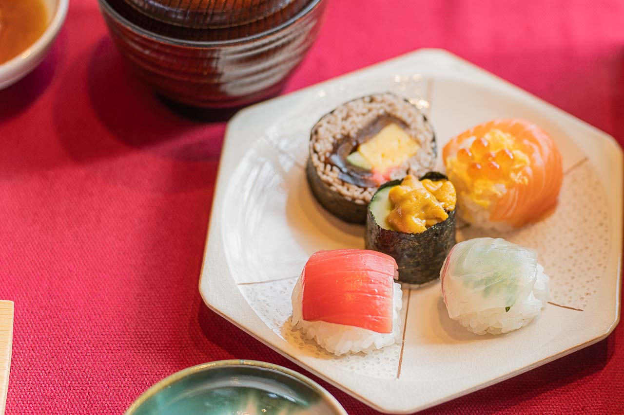 Fukuchi’s Premium Lunch: Local Food Served in Agano Pottery — original photograph 17