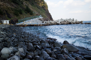 내수전몽돌해변