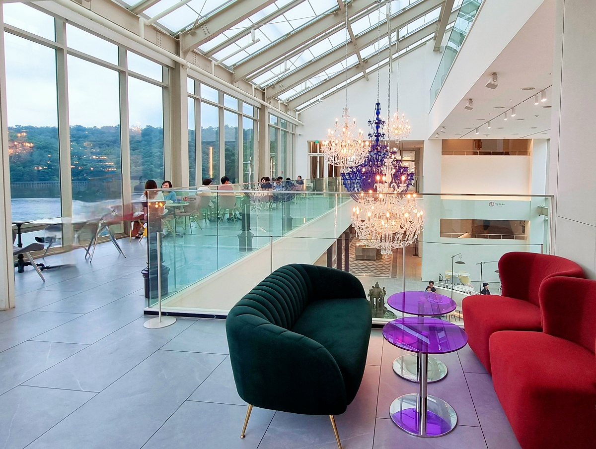 경기도 파주 대형 베이커리 카페, 공릉 저수지 뷰 모쿠슈라 (2호점)