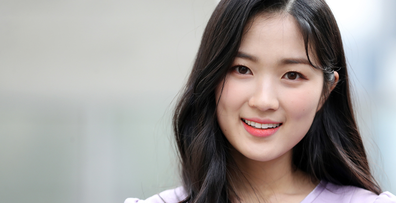 김혜윤-프로필-나이-키-집안-과거-논란-열애설-이상형