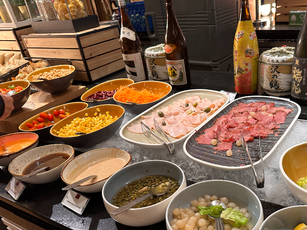 콘래드 센테니얼 호텔 조식