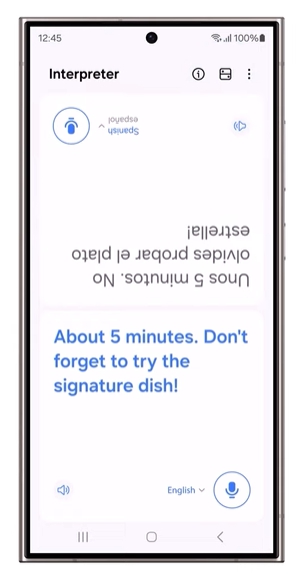 스마트폰 실시간 통역 화면 중 글이 상대방쪽으로 뒤집힘