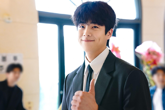 &#39;무인도의 디바&#39; 채종협 스틸. [사진=아이오케이컴퍼니]