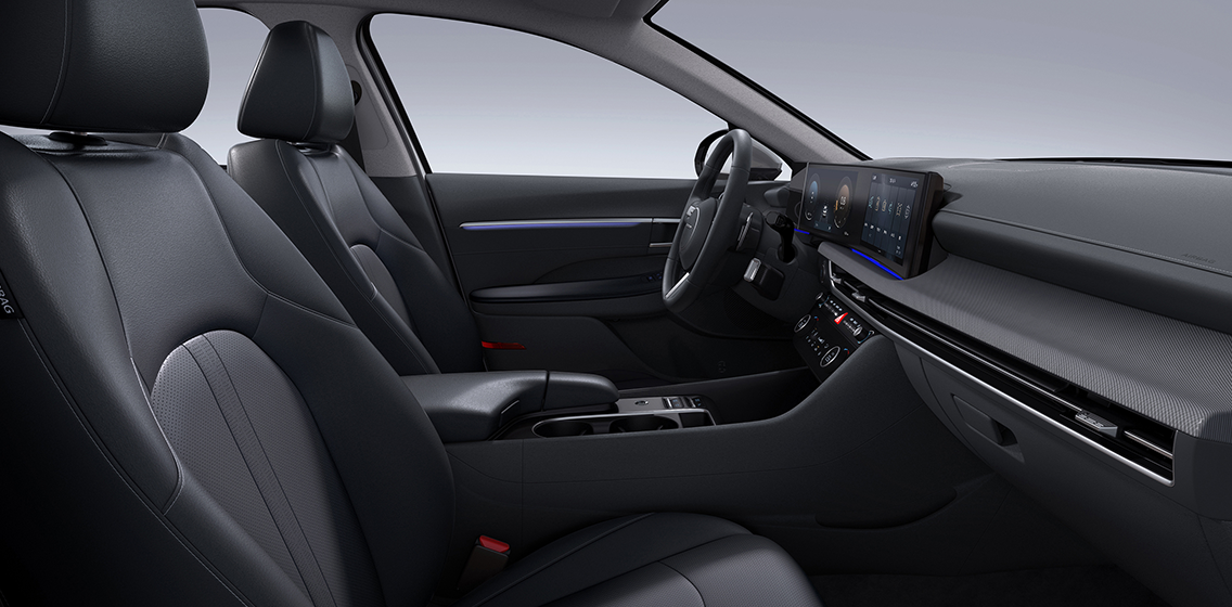 쏘나타 디 엣지 하이브리드 실내 색상 블랙 (가죽 시트)