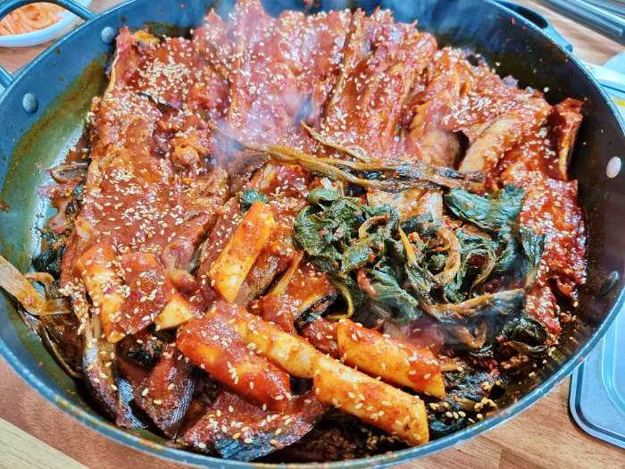 생생정보 강원 동해 27년 전통 감자 코다리조림 맛집