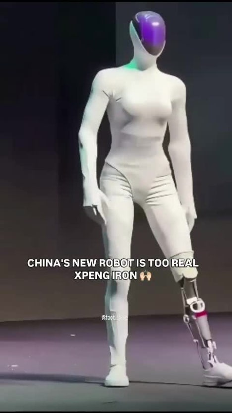 여성형 로봇