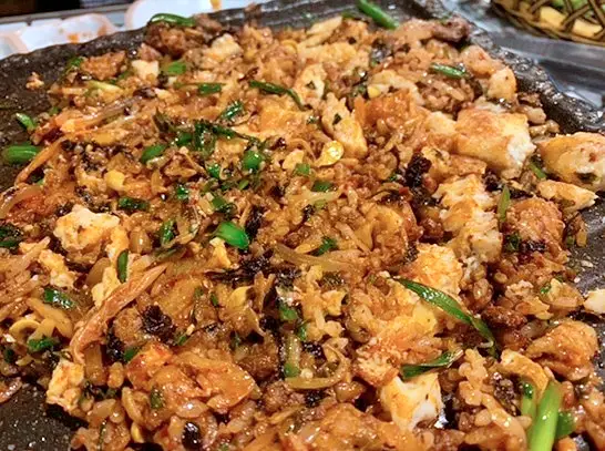 토요일은 밥이좋아 레트로 열풍 냉삼 파채, 콩나물무침, 부추무침, 구워먹는 고사리에 냉동삼겹살 맛있는 식당 연남동 맛집 추천 토밥즈 방송정보