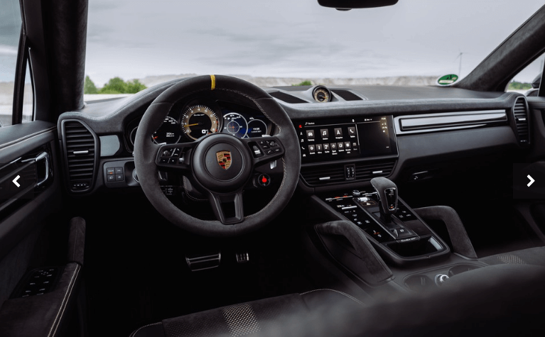 2023-포르쉐-카이엔