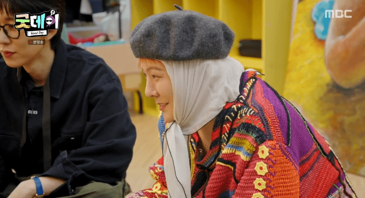 굿데이 3화 지드래곤 니트 ; Matthew Williamson x Givenchy Sweaters Women's Red