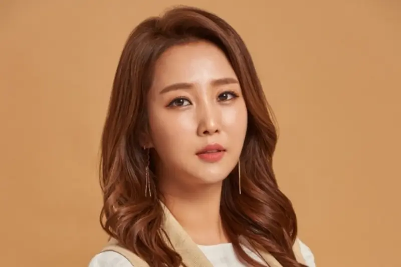 스캔들에서 최미선 역을 맡은 조향기