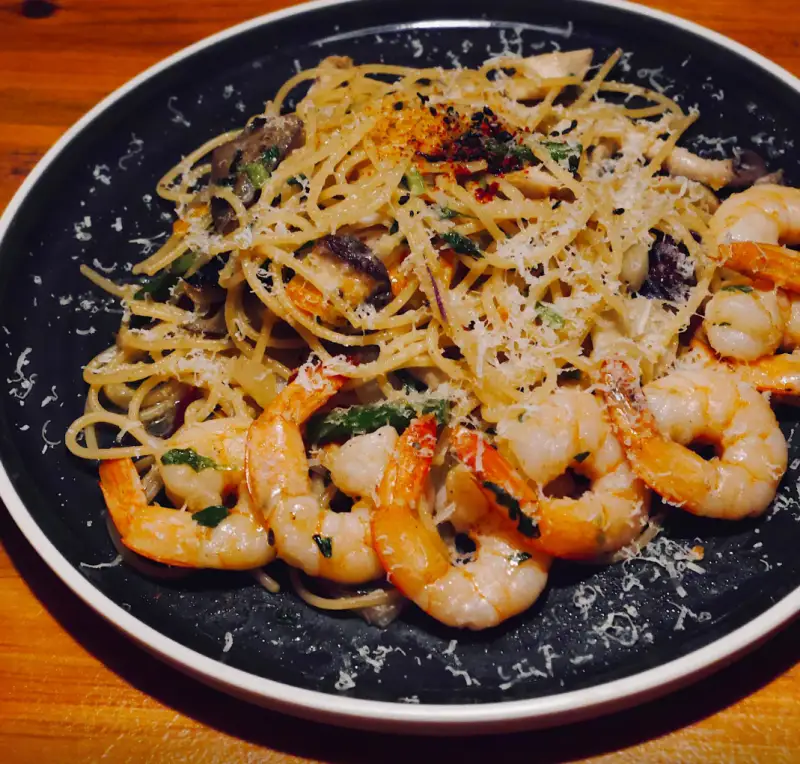 버튼업바앤키친-새우숏파스타
