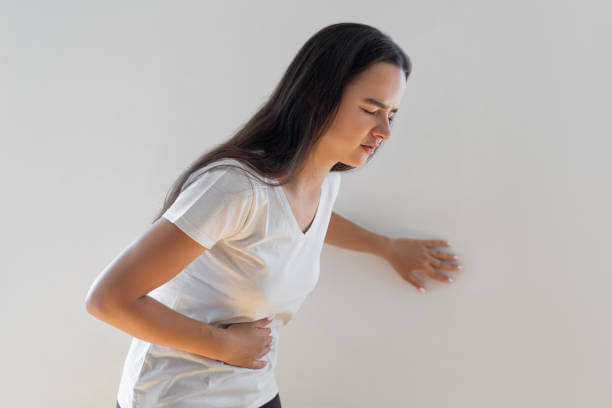 체했을때 증상은 어떤 원리로 발생하는 걸까요? 음식이 소화되는 과정과 체했을때 증상들 9가지 알아봤습니다. 증상들을 자세히 읽어보고 참고하시기 바랍니다.