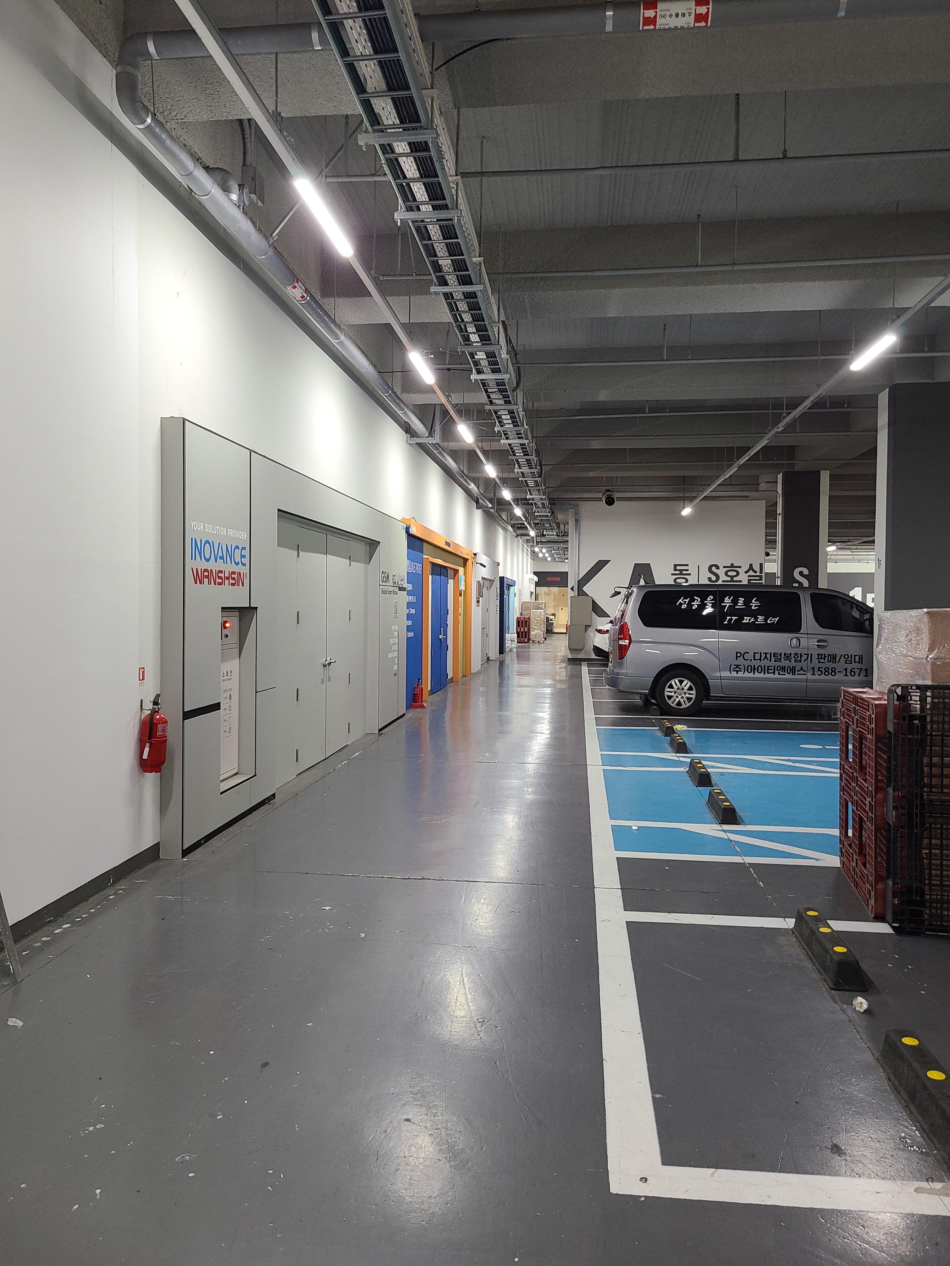 광교 우미뉴브 드라이브인1