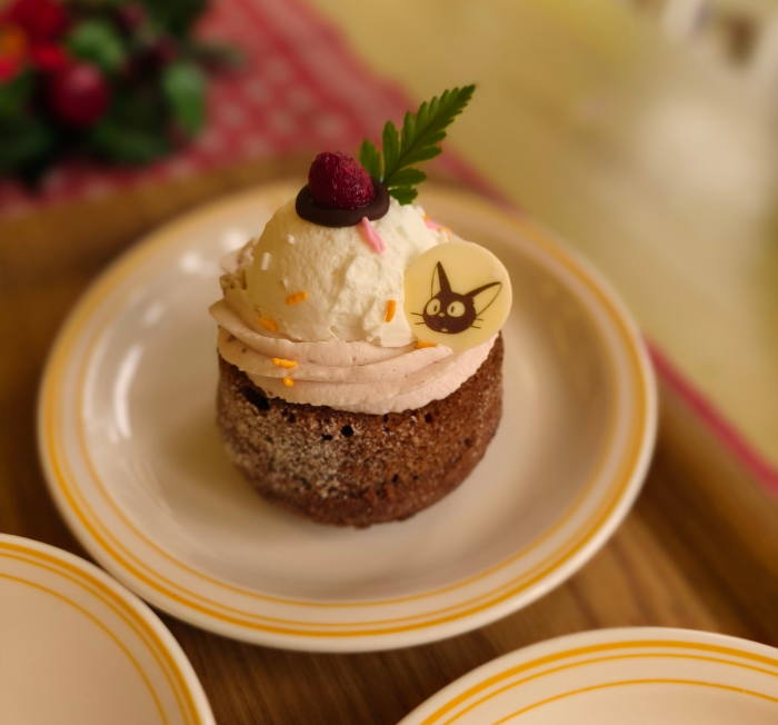 Koriko Cafe red velvet bundt cake