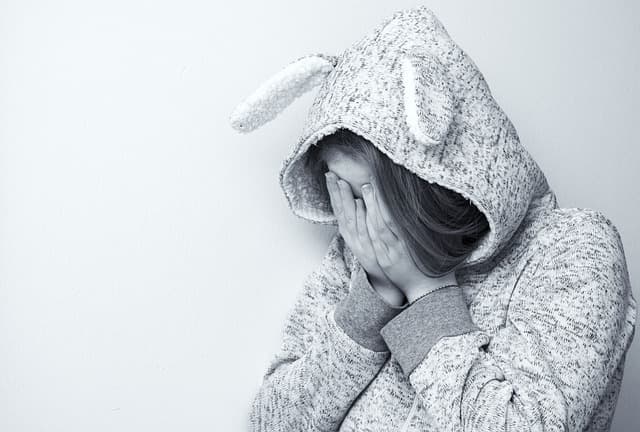 자신이 가치없다고 여김