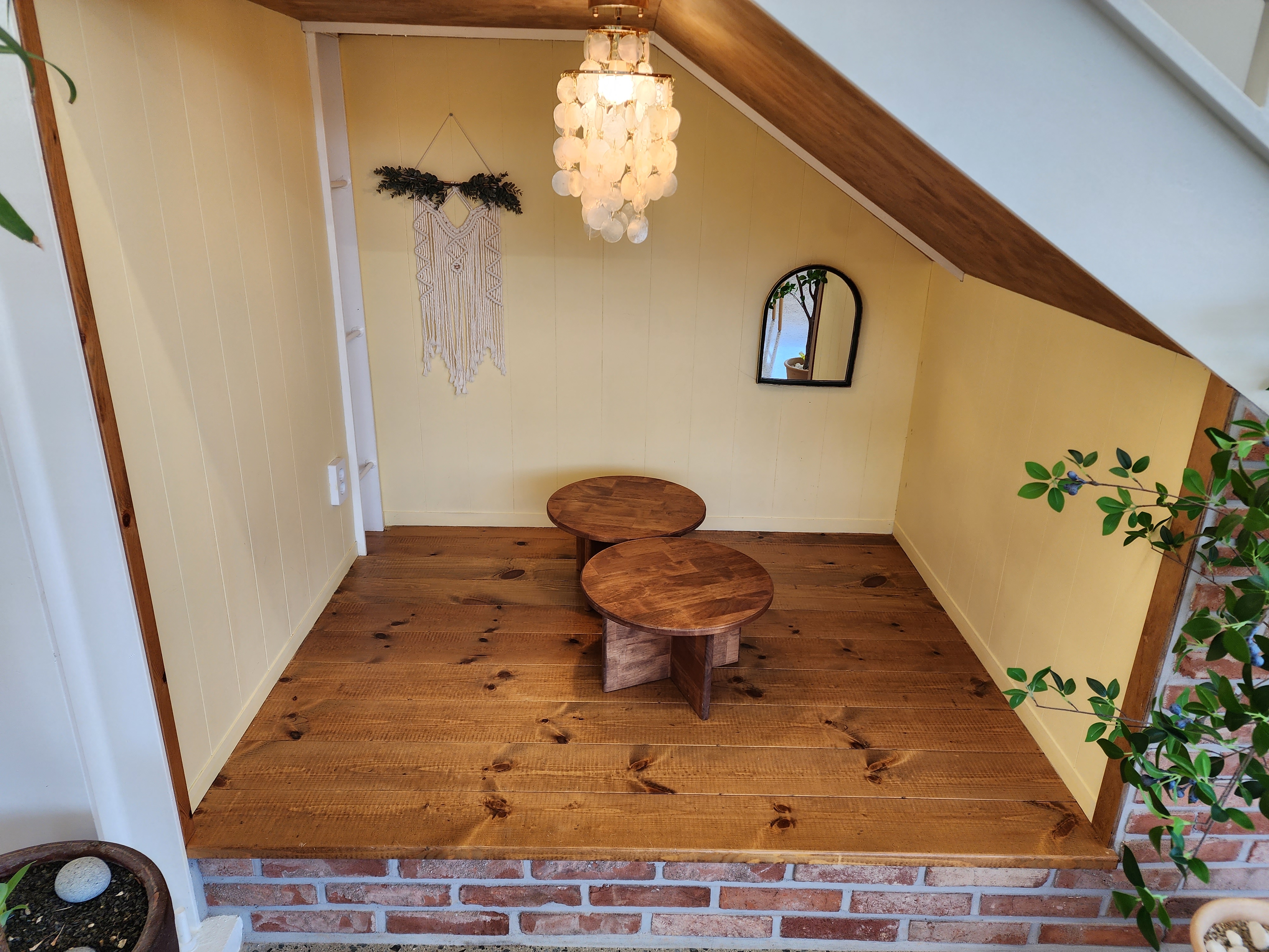 따리네시아 카페 1층 좌식자리