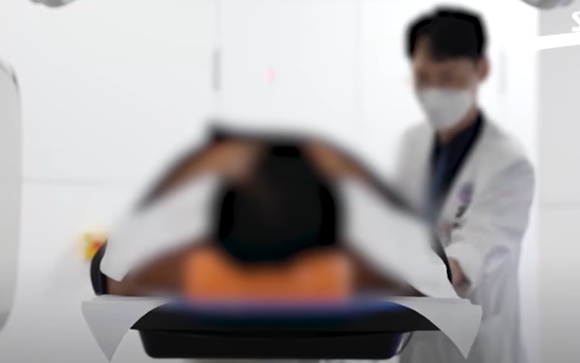 국내 첫 중입자 치료 '전립선암 환자...'암' 완전히 사라졌다